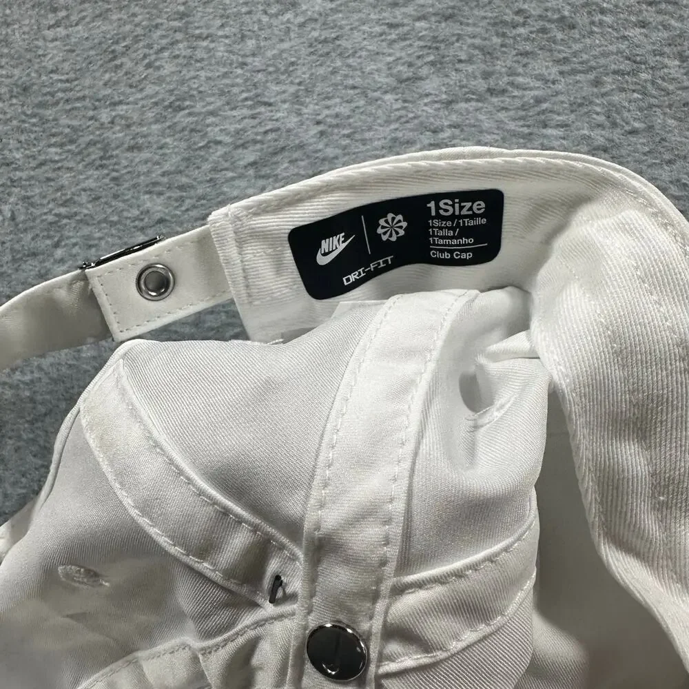 Nike Junior Club Cap Dri-FIT Off White Metal Swoosh